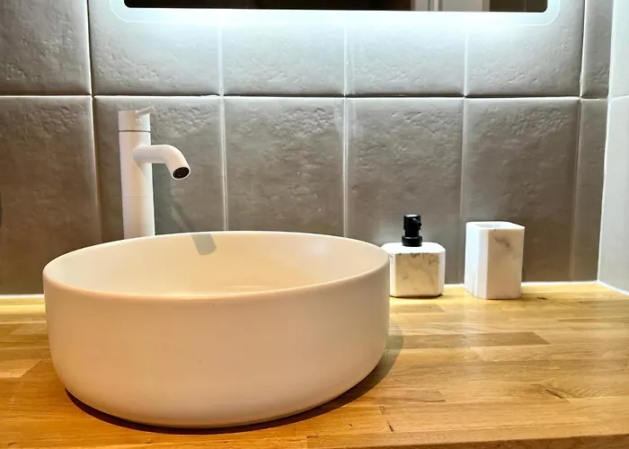 Semesterbostad Le Du Bonheur *